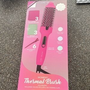 NIB Moment Thermal Brush - Pink
